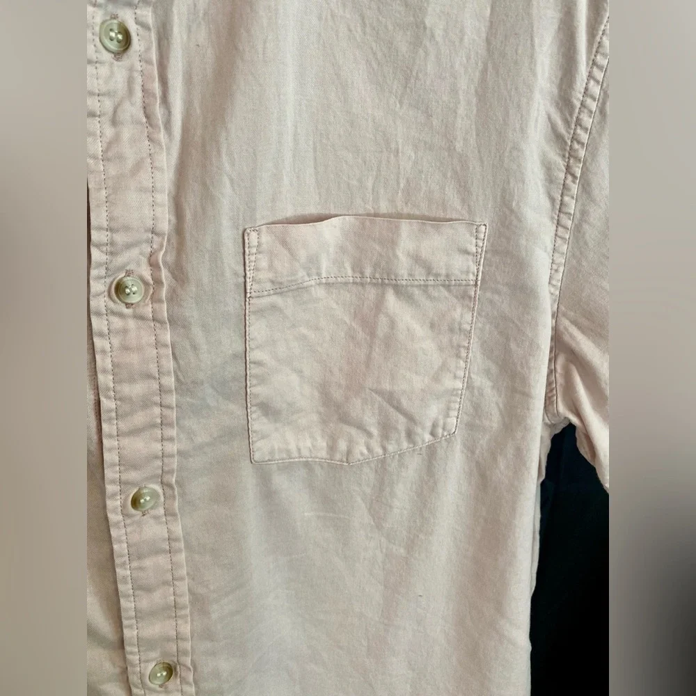 Banana Republic Light Pink Casual Button-Down Shirt‎